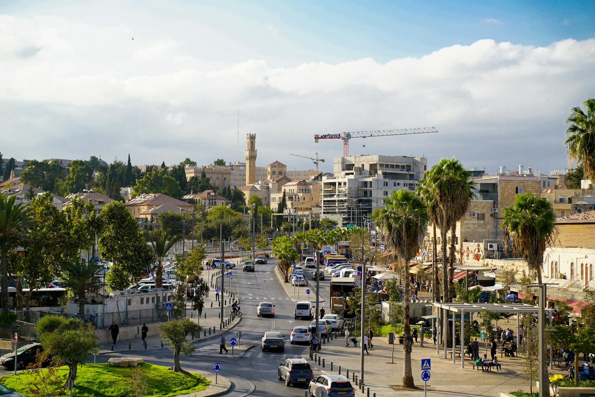 תל אביב, הרצליה פיתוח וקיסריה: רמות המלאי הנוכחיות ותחזיות המחירים
